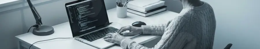 Person using a keyboard shortcut to fix a Windows 10 black screen error.